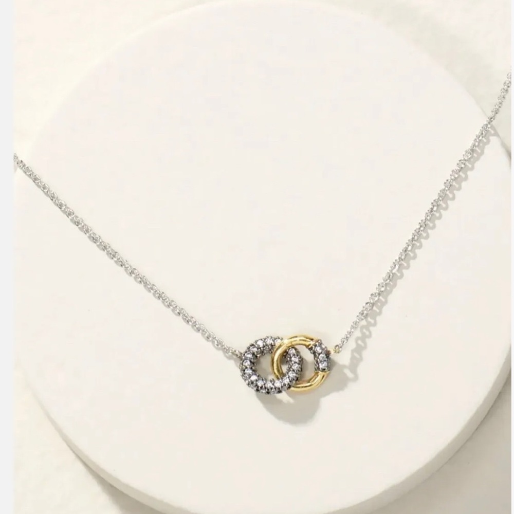 Interlock Pendant - Picture 2 of 4